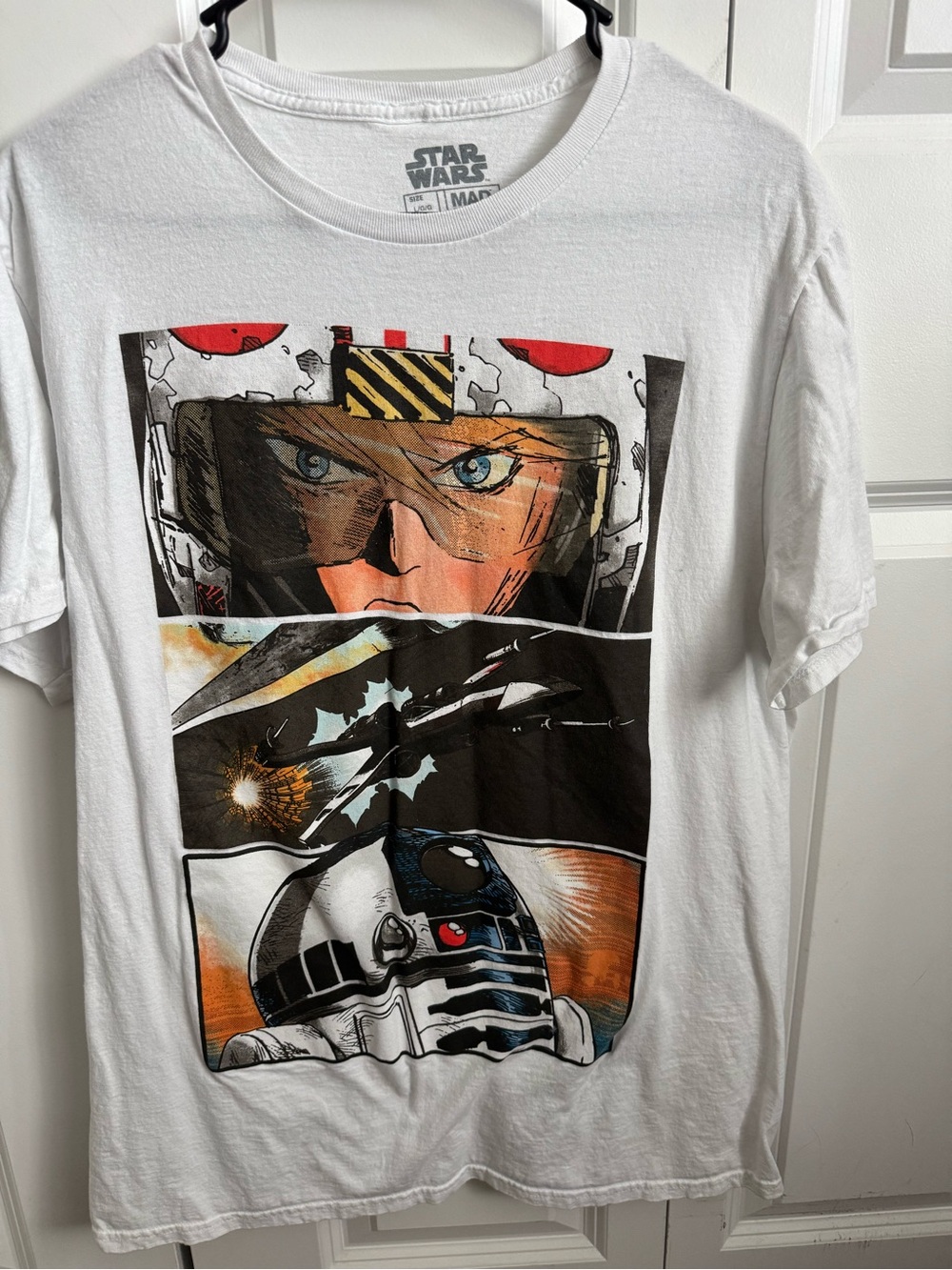 🌟 5 for $20 or $6Star Wars Men's White Graphic T‑Shirt with Pilot Comic Print